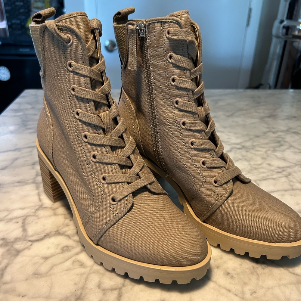 Dolce Vita Beige khaki Lace-Up Boots with Zipper